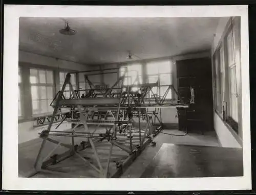 Fotografie LZ-Luftschiffbau Friedrichshafen, Zeppelin Luftschiff Rahmen - Skelettkomponenten in der Entwicklung