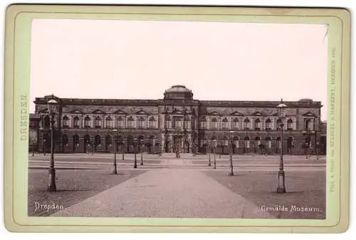 Fotografie Stengel & Markert, Dresden, Ansicht Dresden, Blick auf das Gemälde Museum