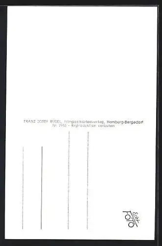 AK Musikerin Gabriele schreibt etwas