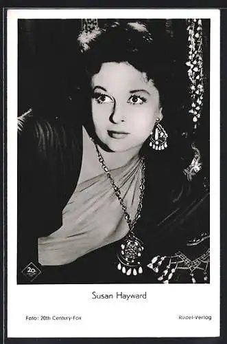 AK Schauspielerin Susan Hayward im Film Treffpunkt Hongkong