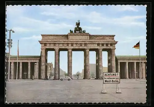 AK Berlin, Verlassen von West-Berlin am Brandenburger Tor, Grenze