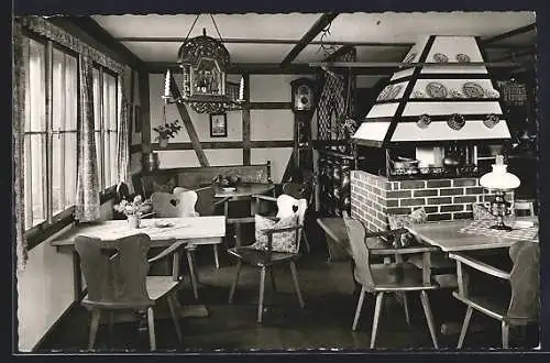 AK Bischofsheim /Rhön, Inneres vom Berggasthof Rhönhäuschen