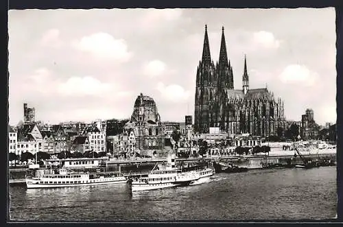 AK Köln am Rhein, Rheinufer mit Dom