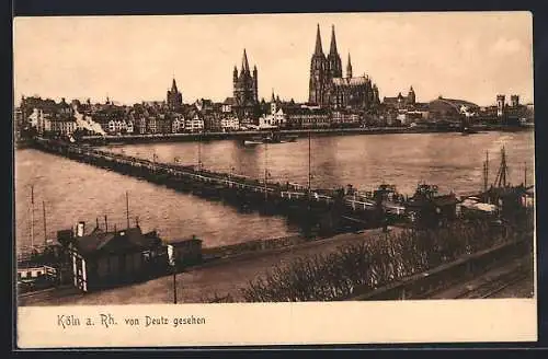 AK Köln a. Rh., Totalansicht mit Dom von Deutz gesehen