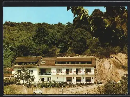 AK Burgbrohl-Weiler, Hotel-Pension Rothbrust, Brohltalstrasse 245