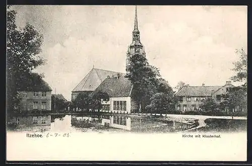 AK Itzehoe, Kirche mit Klosterhof