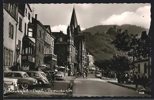 AK Bernkastel /Mosel, Parkplatz an der Moselpromenade, VW Käfer