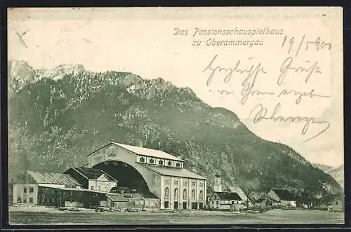 AK Oberammergau, Passionsschauspielhaus mit Bergpanorama