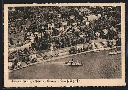 AK Gardone Riviera /Lago di Garda, Panorama, Aerofotografia