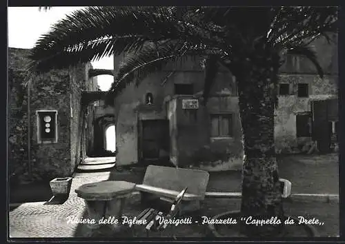 AK Varigotti /Riviera delle Palme, Piazzetta Cappello da Prete