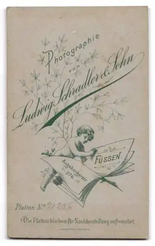 Fotografie Ludwig Schradler & Sohn, Füssen, Augsbugerstr. 276, Jugendlicher in Anzug und Fliege