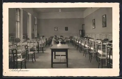 AK Wien, Schülerherberge des Stadtschulrates, Unt. Augartenstrasse 3, Schlafraum, Innenansicht