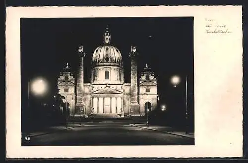 AK Wien, Karlskirche bei Nacht