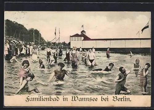 AK Wannsee bei Berlin, Badegäste im Familienbad