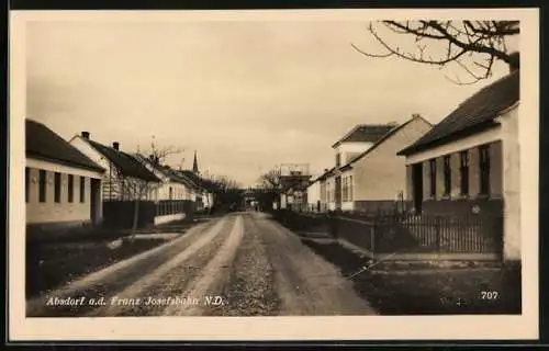AK Absdorf a.d. Franz Josefsbahn, Strassenpartie