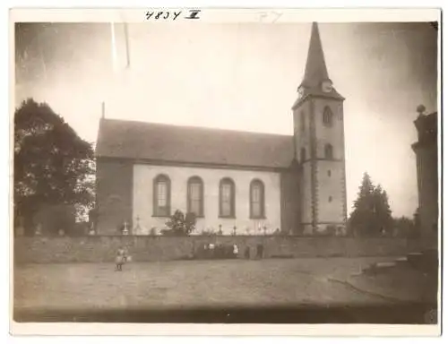 Fotografie Buss & Kupfer, Bad Kreuznach, Ansicht Hüttersdorf, Partie an der Kirche