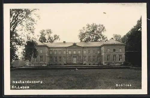 AK Neuhardenberg /Kr. Lebus, Ansicht vom Schloss
