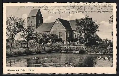 AK Nieblum auf Föhr, Uferpartie an der Kirche