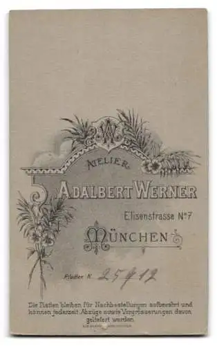 Fotografie Adalbert Werner, München, Elisenstrasse 7, Bürgerlicher mit Bart im Anzug