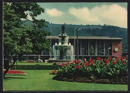 AK Würzburg, Kiliansbrunnen und Hauptbahnhof