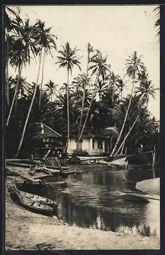 Foto-AK Tanjong Katong, Partie am Strand mit Palmen und booten