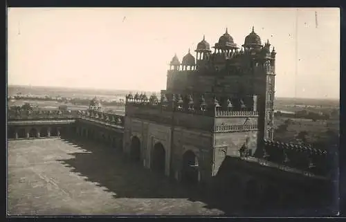 AK Agra, Palast mit Hof aus der Vogelschau