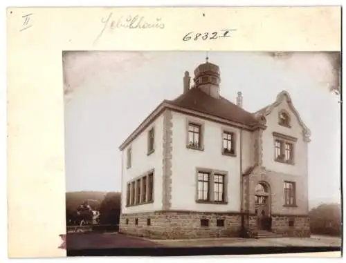 Fotografie Buss & Kupfer, Bad Kreuznach, Ansicht Rehweiler / Pfalz, Blick auf das Schulhaus