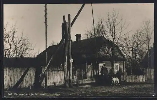 AK Iwanowo, Bauernhaus mit dt. Soldaten, Hund