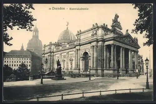 AK Dresden, Kunstakademie mit Denkmal