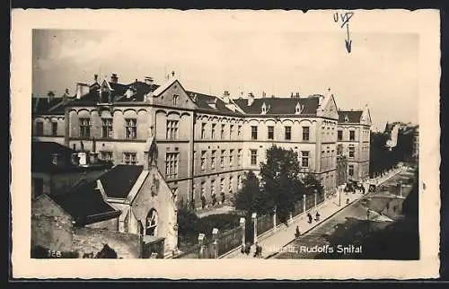 AK Wien, Rudolfs Spital mit Strassenpartie