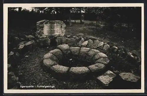 AK Weissenstadt /Fichtelgebirge, Die Egerquelle mit Gedicht