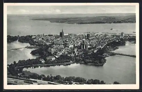 AK Stralsund, Blick auf die Inselstadt