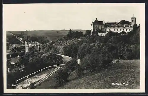 AK Matzen /N. Ö., Panorama mit Schloss