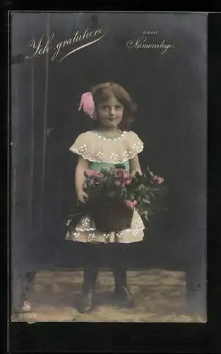 Foto-AK L.J. & F.F. Nr. 2188 /3: Kleines Mädchen mit Blumenkorb, Glückwunsch zum Namenstag