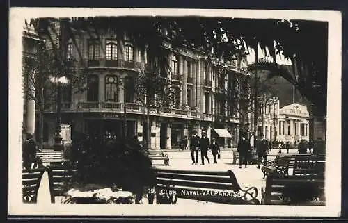 AK Val Paraiso, Ortsansicht mit Grünablage und Sitzgelegenheiten