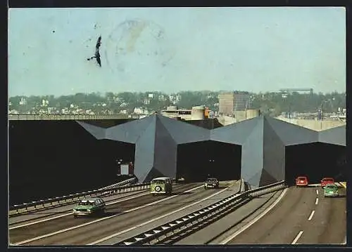 AK Hamburg-St. Pauli, Autoverkehr am Neuen Elbtunnel