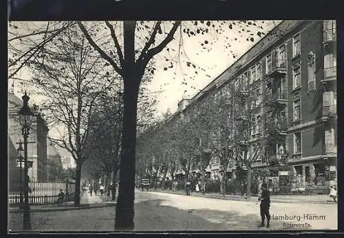 AK Hamburg-Hamm, flanierende Passanten in der Ritterstrasse