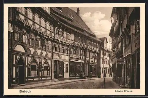 AK Einbeck, Strasse Lange Brücke mit Geschäften