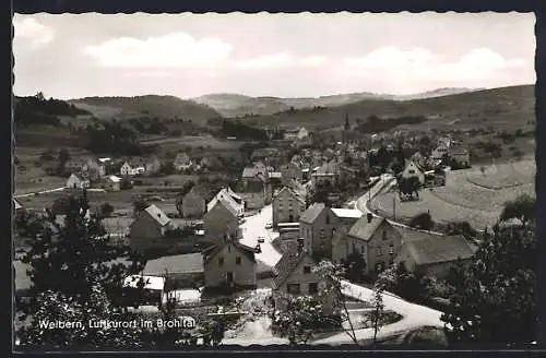 AK Weibern im Brohltal, Teilansicht mit Kirche und Strassenpartie