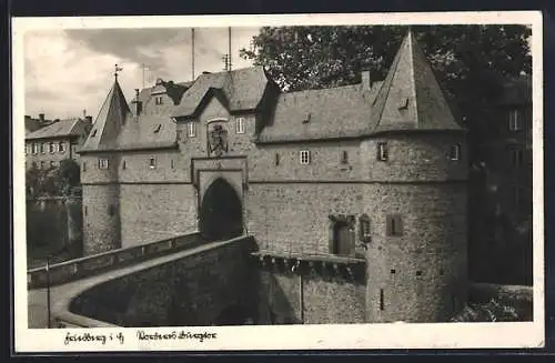 AK Friedberg i. H., Aufgang zum Burgtor