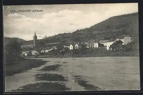 AK Bollendorf a. Sauer, Ortsansicht vom Fluss aus