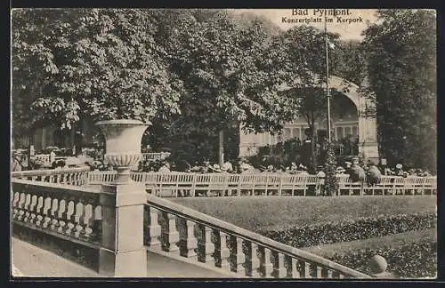 AK Bad Pyrmont, Konzertplatz im Kurpark