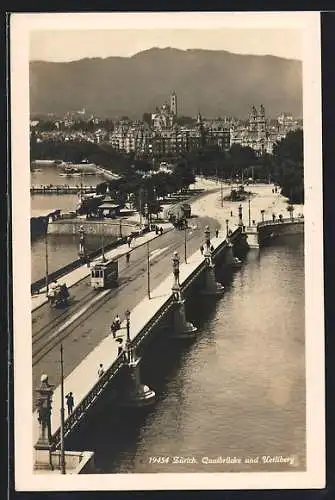 AK Zürich, Strassenbahn auf der Quaibrücke mit Uetliberg