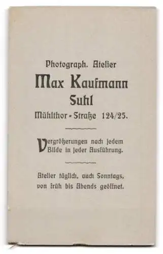 Fotografie Max Kaufmann, Suhl, Mühltorstr. 124, Niedliches kleines Kind in Matrosenjacke