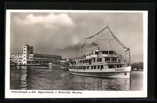 AK Friedrichshafen a. Bod., Motorschiff Schwaben, Hafenbahnhof