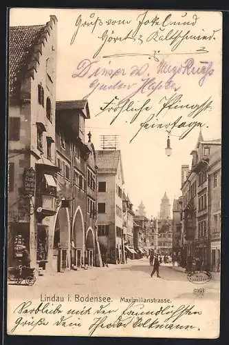 AK Lindau / Bodensee, Maximilianstrasse, Blick die Strasse entlang