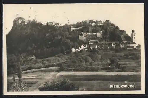 AK Riegersburg /Steiermark, Teilansicht mit Burg