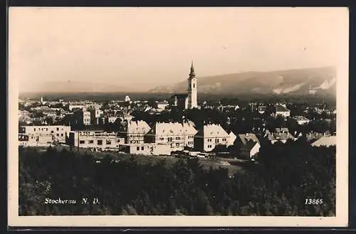 AK Stockerau, Totalansicht mit Blick zur Kirche