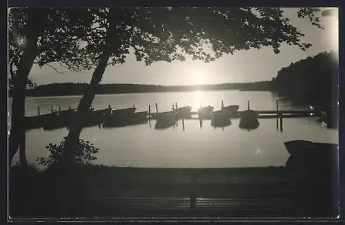 AK Neuglobsow, Abend am Stechlin-See