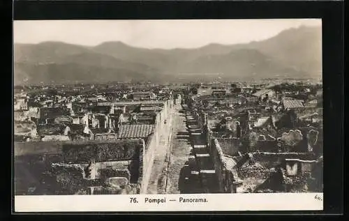 AK Pompei, Panorama mit Strassenpartie, Ausgrabung